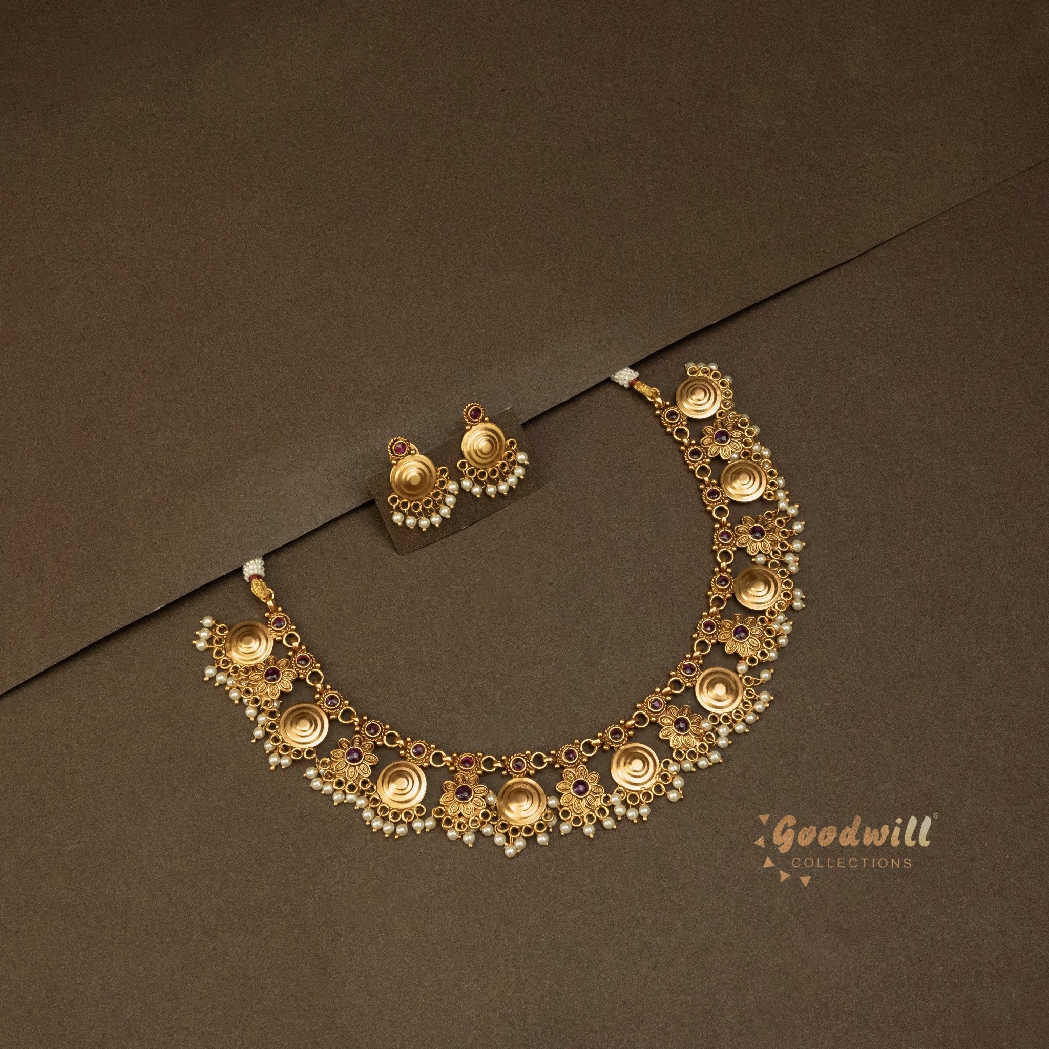 TRADITIONAL NECKLACE SET DESIGN KALA SET 1