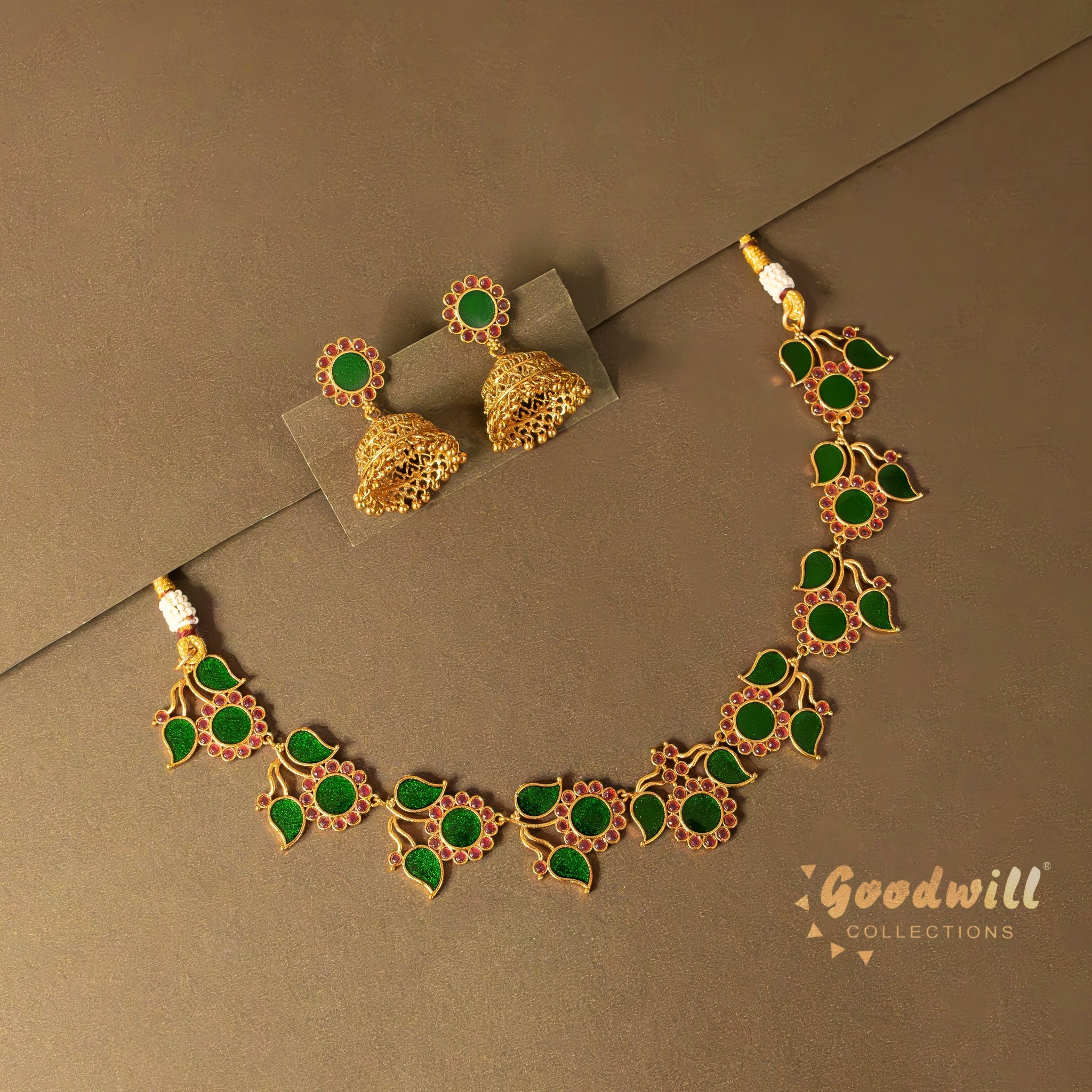 TRADITIONAL PALAKKA DESIGN NACKLACE SET 4