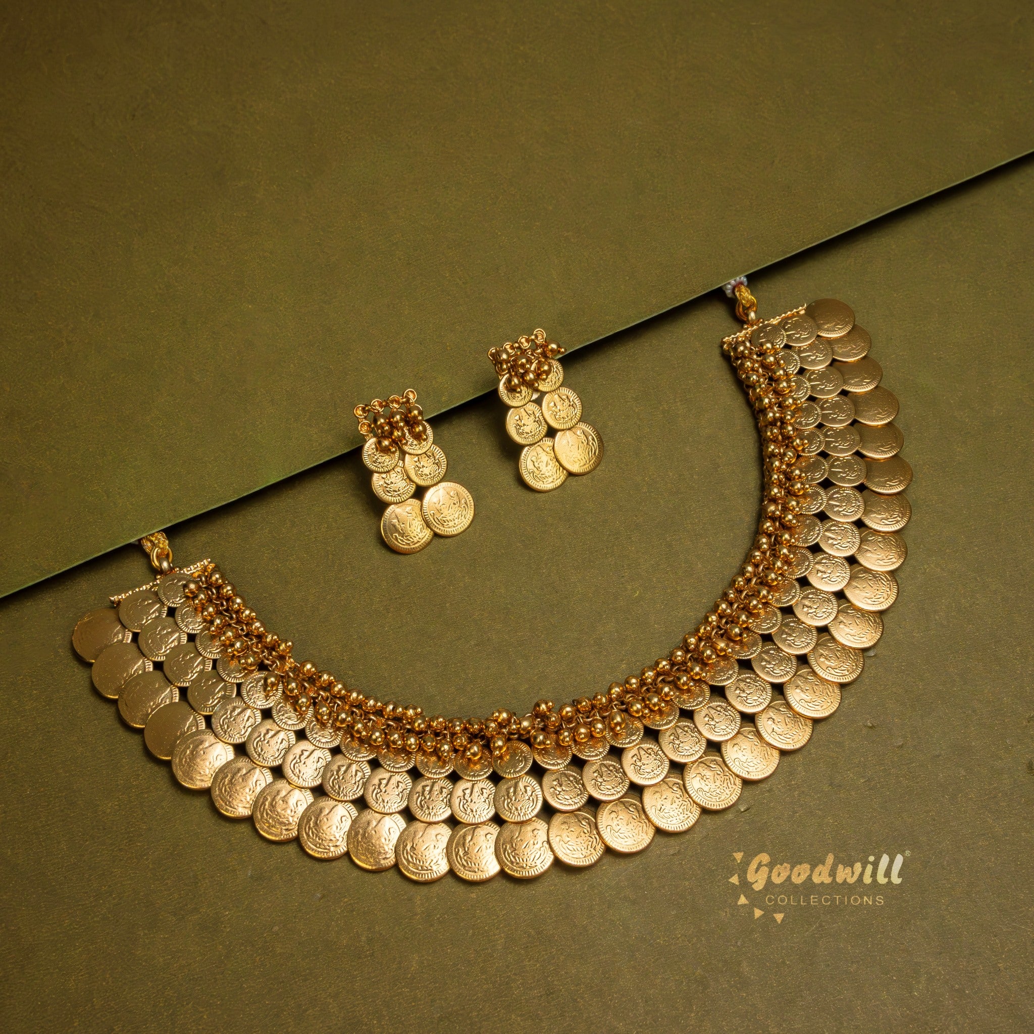 THREE LAYER MUTLI SIZE KASHI NECKLACE SET