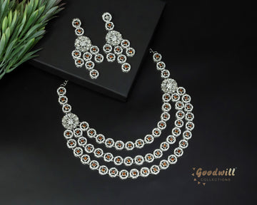 SILVER THREE LAYER STONE NACKLACE SET