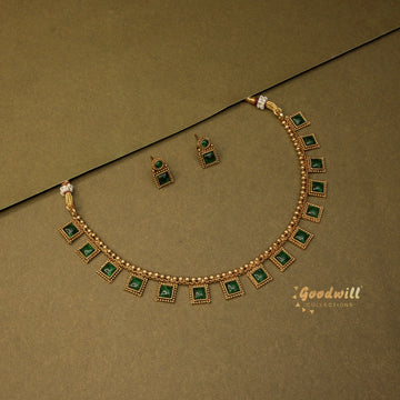 SIMPLE SQUARE ELEGANT NECKLACE SET