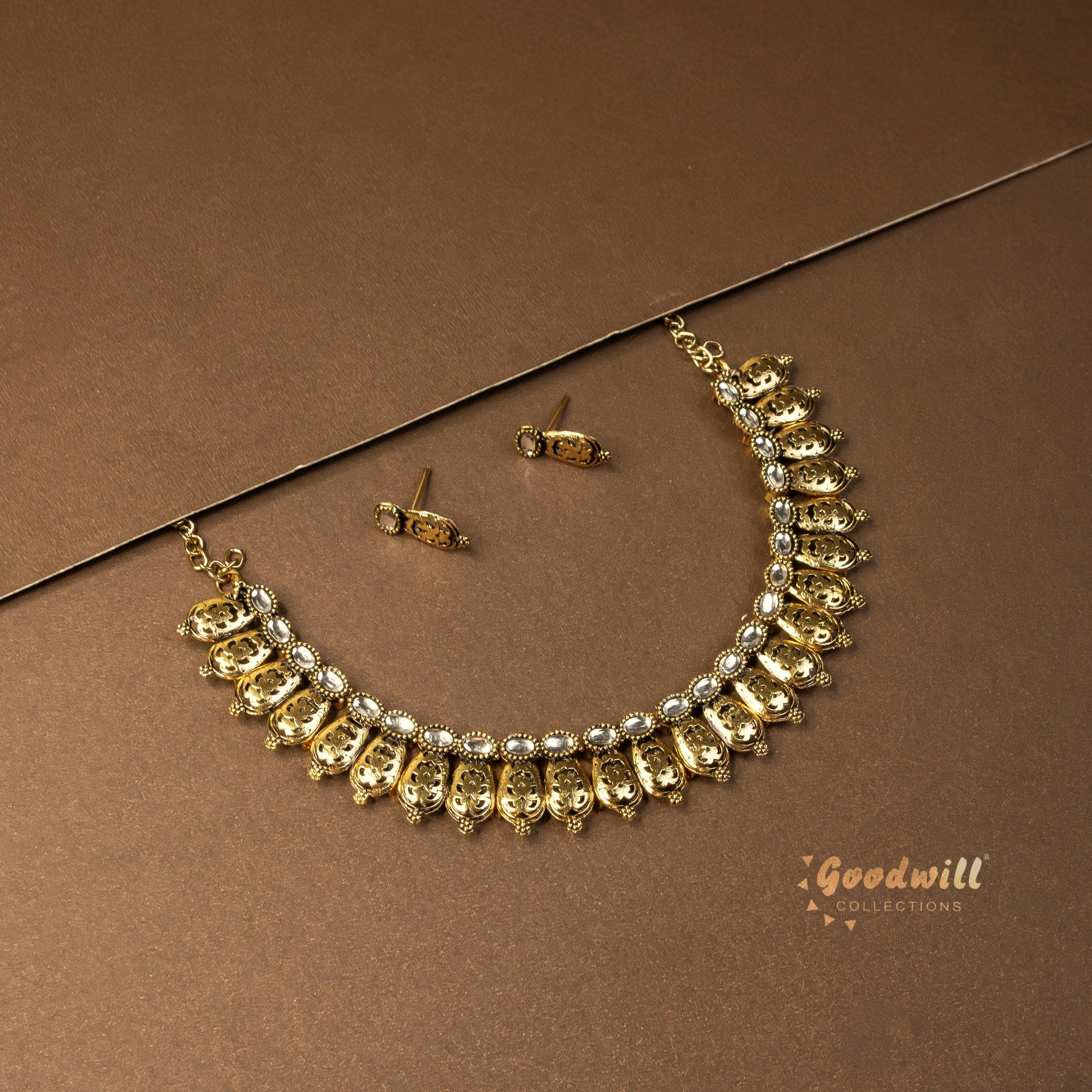 GOLD BUDGET FRIENDLY ONAM NECKLACE SET