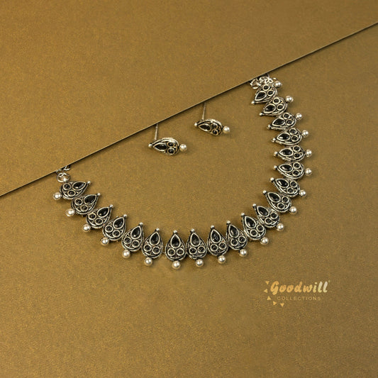 SILVER BLACK GOPI NECKLCAE SET