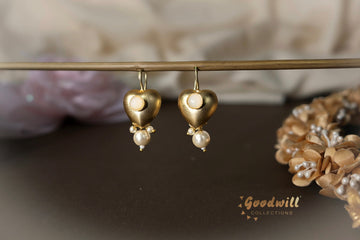 HEART SHAPED DROP STATEMENT EARRINGS